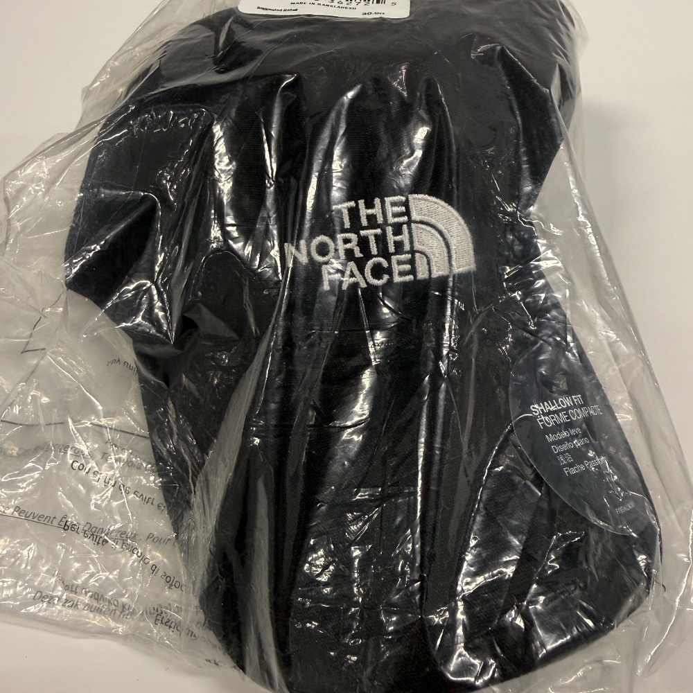 The North Face Performance Hat - NWT